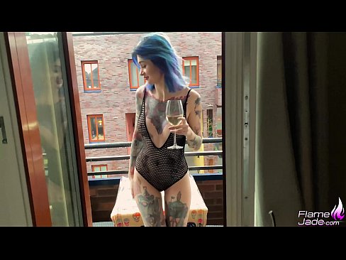 ❤️ Sjajna djevojka sisa gutljajem i strastveno jebe pod otvorenim nebom ❤️ Analni porno na bs.porngipfy.ru ️❤